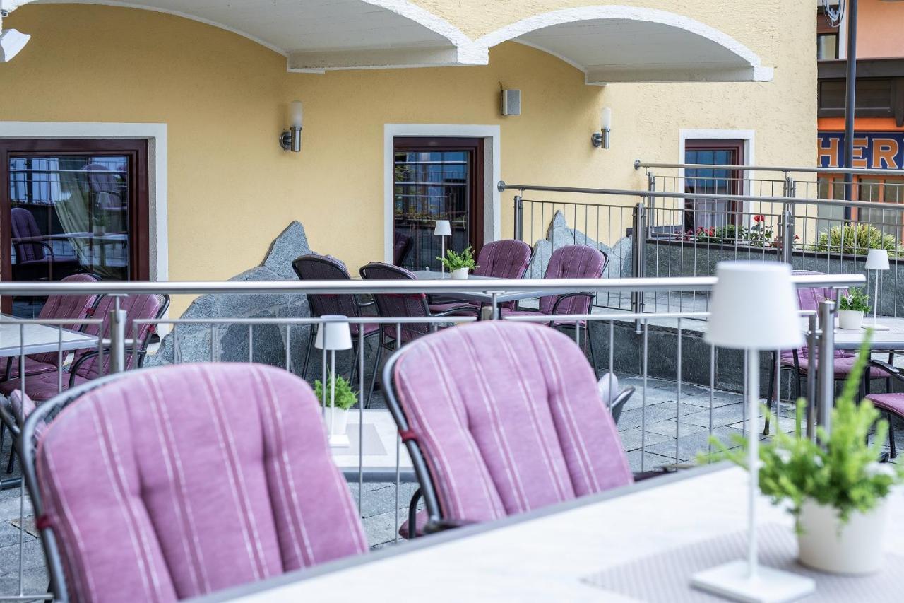 Zum Hirschen Hotel